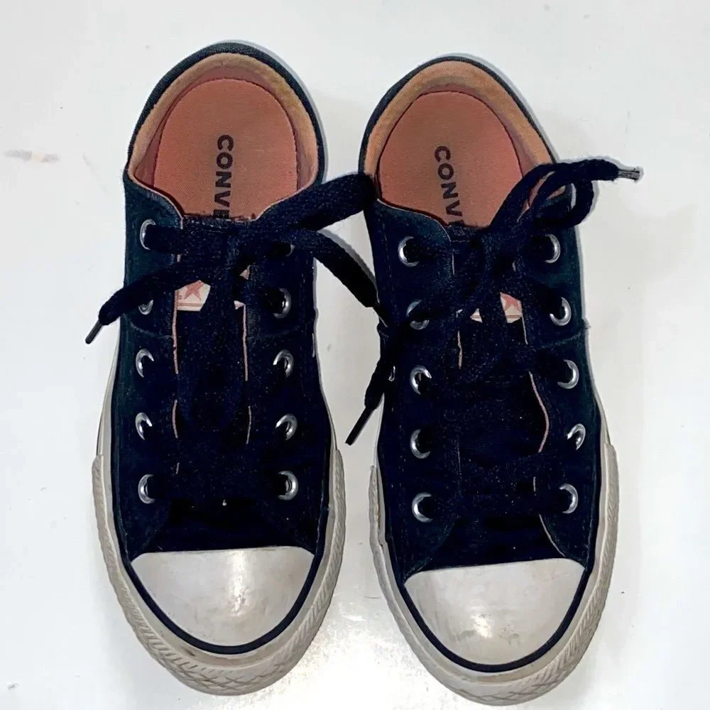 Converse Chuck Taylor All Madison Low Top Girl Shoes Size 1